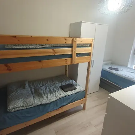 Kwatera Prywatna Goscine * Lodz